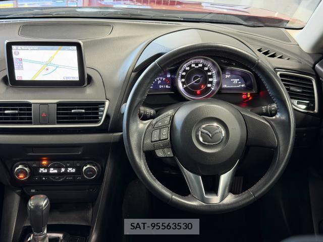 Mazda AXELA SPORT 2016-01 8372702-16