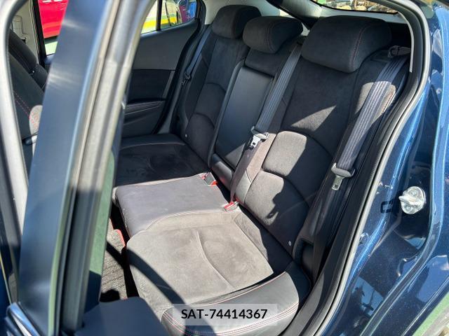 Mazda AXELA SPORT 2014-02 8373571-11