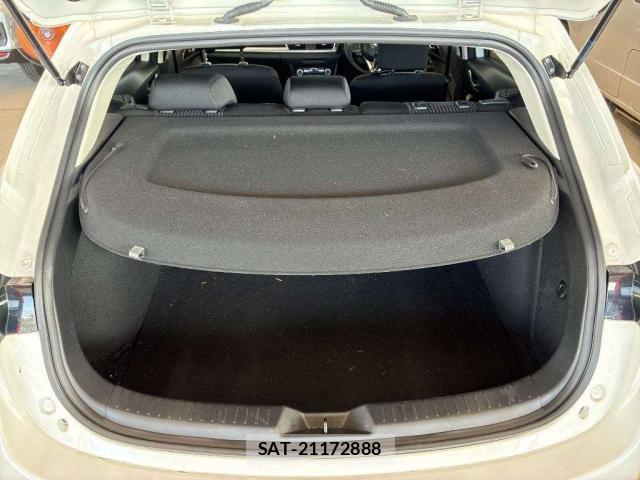 Mazda AXELA SPORT 2014-11 8373871-5