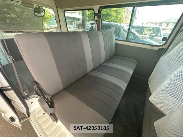 Mazda BONGO VAN 2013-01 8372576-13