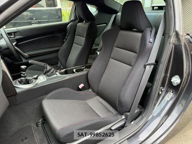 Subaru BRZ 2013-07 8373250-12