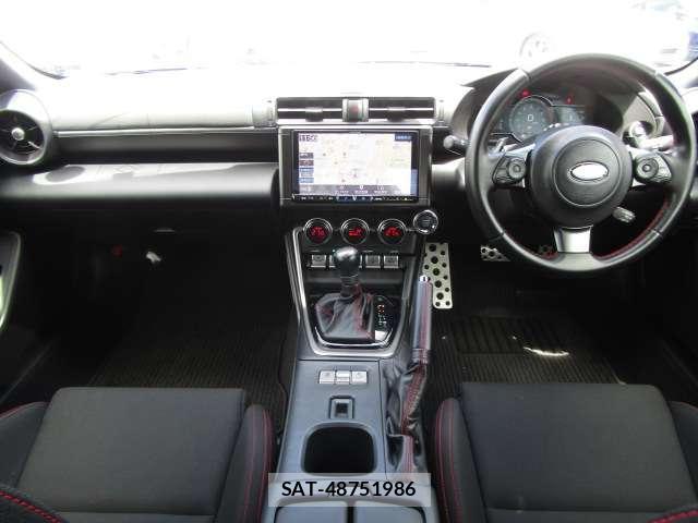 Subaru BRZ 2022-01 8374013-1
