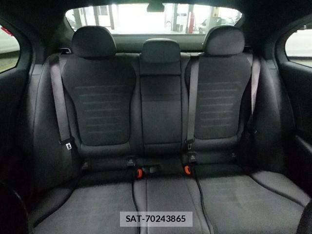 Mercedes Benz C-CLASS 2022-03 8373879-5