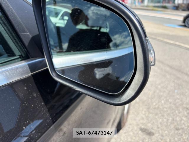 Mercedes Benz C-CLASS 2018-03 8373900-5