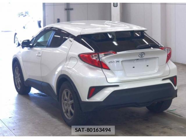 Toyota C-HR 2020-08 8372884-1