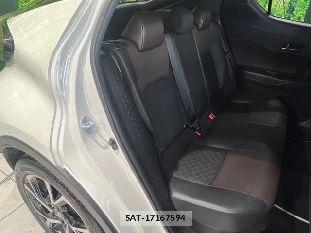 Toyota C-HR 2017-12 8372986-8