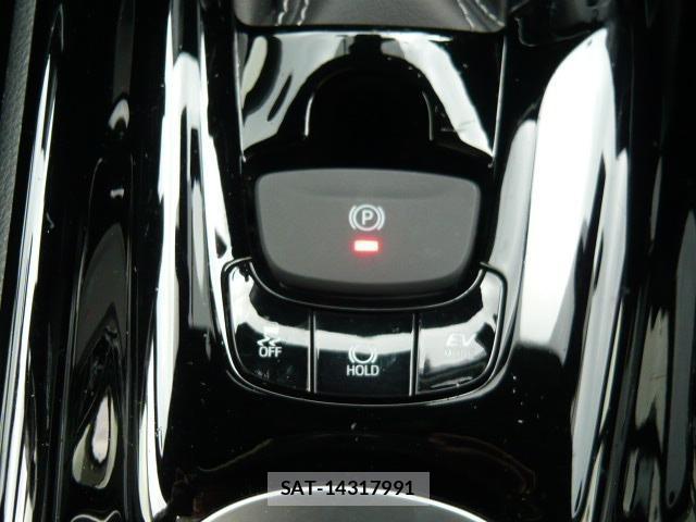 Toyota C-HR 2019-12 8373209-12