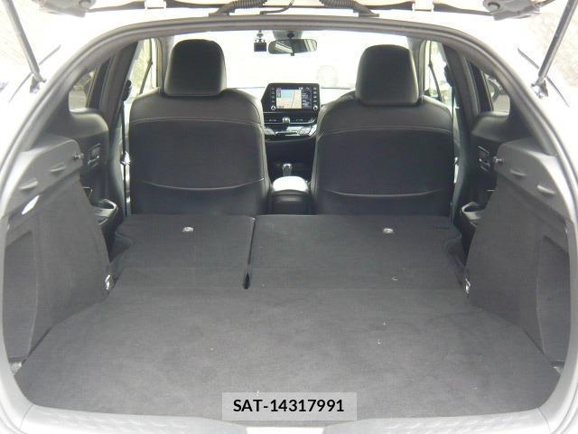 Toyota C-HR 2019-12 8373209-7