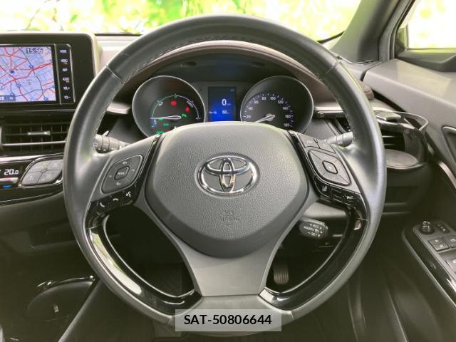 Toyota C-HR 2018-11 8373468-14