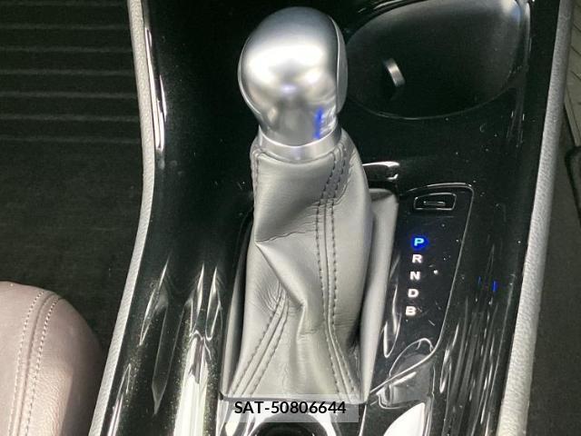 Toyota C-HR 2018-11 8373468-17
