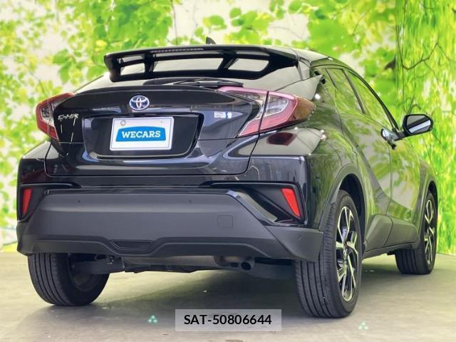 Toyota C-HR 2018-11 8373468-2