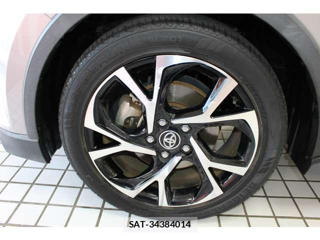 Toyota C-HR 2017-03 8373773-14