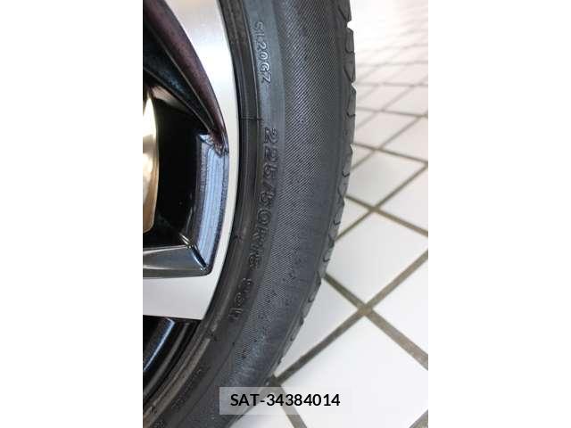 Toyota C-HR 2017-03 8373773-16
