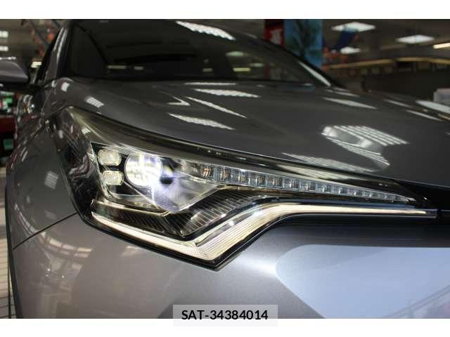 Toyota C-HR 2017-03 8373773-18