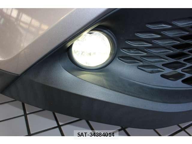 Toyota C-HR 2017-03 8373773-19