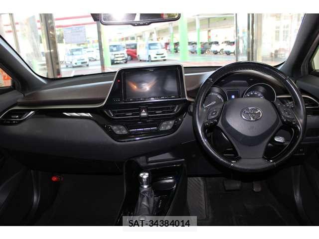 Toyota C-HR 2017-03 8373773-4