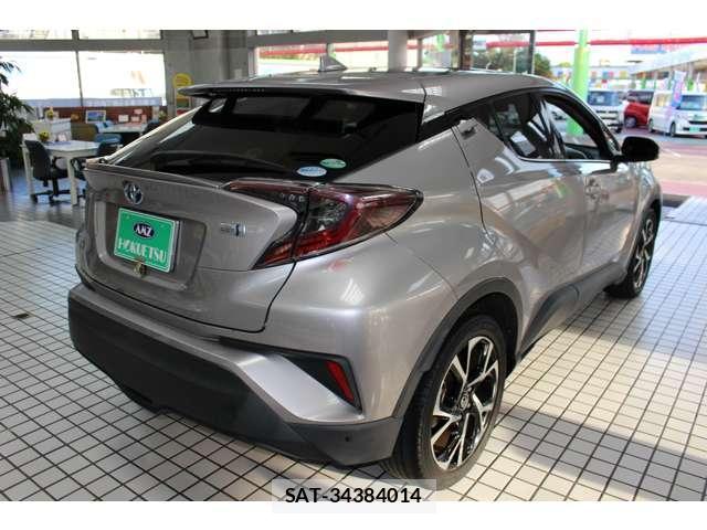 Toyota C-HR 2017-03 8373773-7