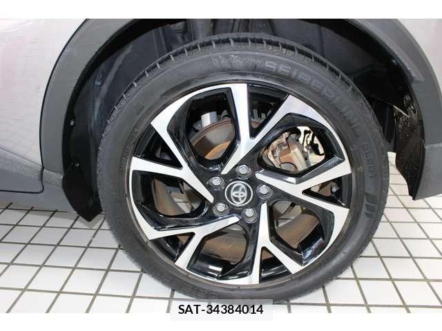 Toyota C-HR 2017-03 8373773-9