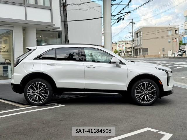 Cadillac XT4 2025-02 8373946-5