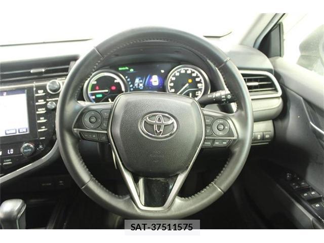 Toyota CAMRY 2017-07 8372504-1