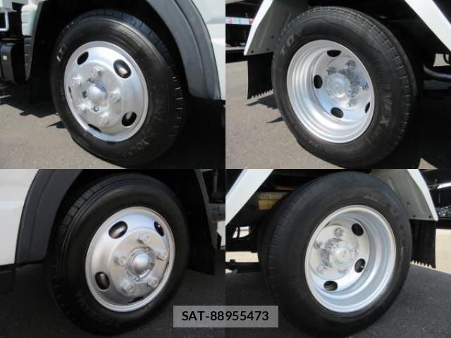 MITSUBISHI FUSO CANTER 2015-06 8372474-10