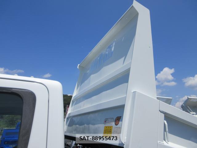 MITSUBISHI FUSO CANTER 2015-06 8372474-12