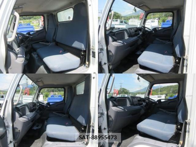 MITSUBISHI FUSO CANTER 2015-06 8372474-6