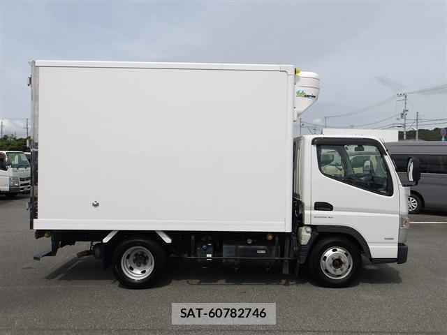 MITSUBISHI FUSO CANTER 2020-05 8372721-15