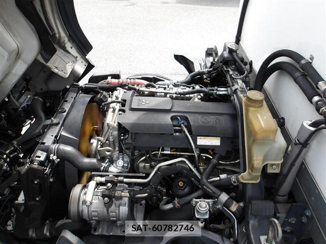 MITSUBISHI FUSO CANTER 2020-05 8372721-17