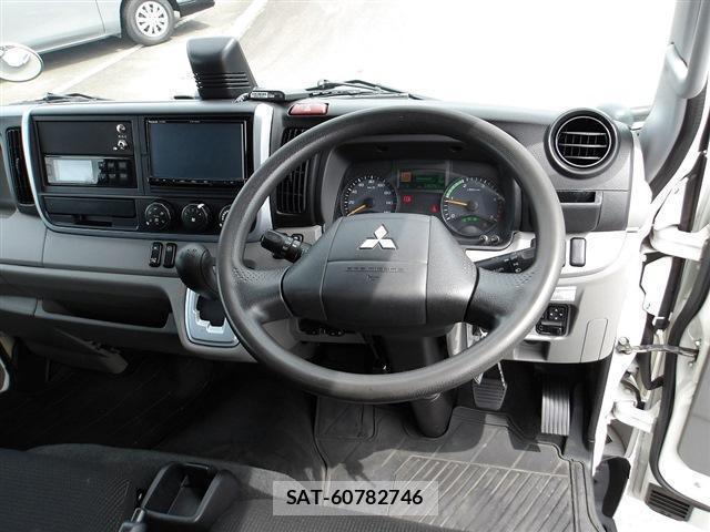 MITSUBISHI FUSO CANTER 2020-05 8372721-19