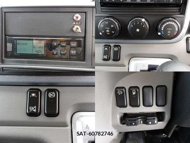 MITSUBISHI FUSO CANTER 2020-05 8372721-6