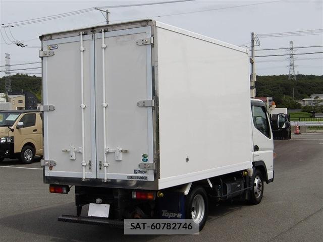 MITSUBISHI FUSO CANTER 2020-05 8372721-9