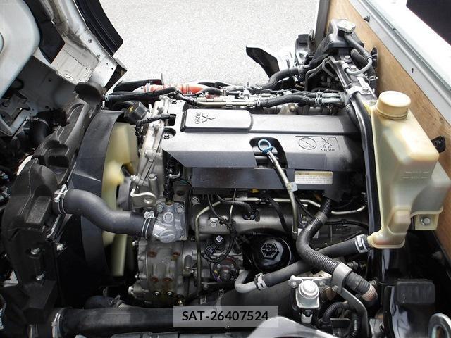 MITSUBISHI FUSO CANTER 2020-01 8372722-17