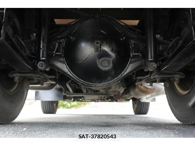 MITSUBISHI FUSO CANTER 2015-10 8373177-17