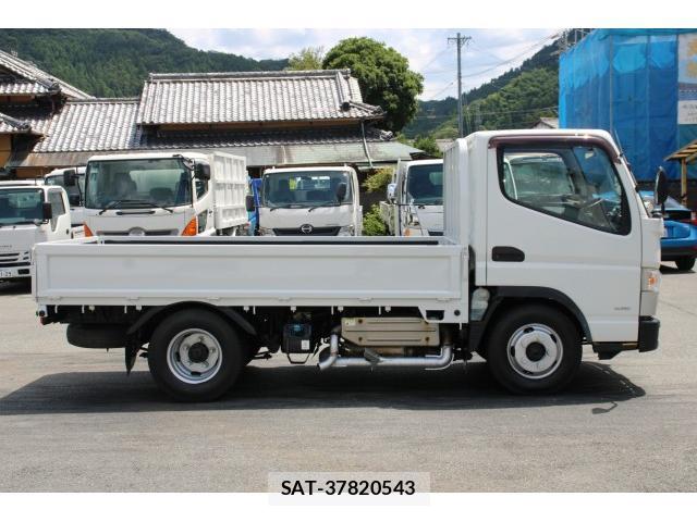 MITSUBISHI FUSO CANTER 2015-10 8373177-4