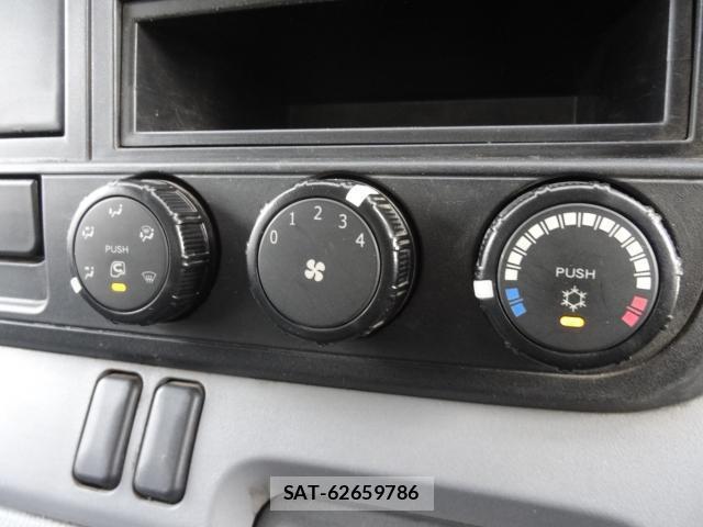 MITSUBISHI FUSO CANTER 2013-07 8373372-18