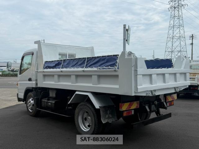 MITSUBISHI FUSO CANTER 2015-12 8373601-3