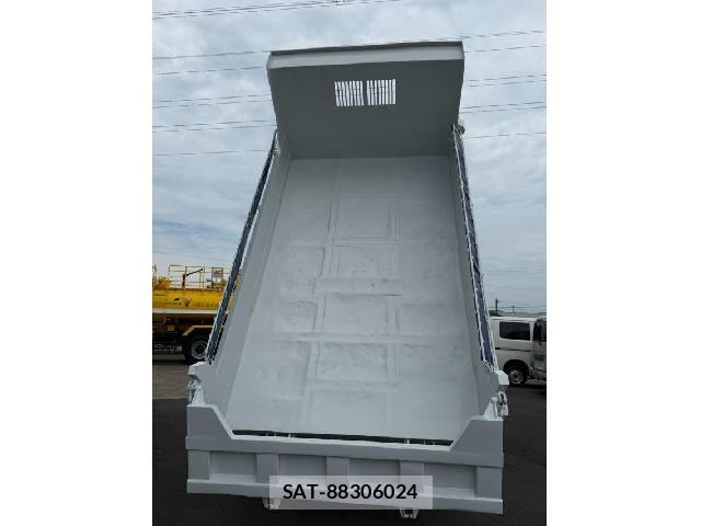 MITSUBISHI FUSO CANTER 2015-12 8373601-5