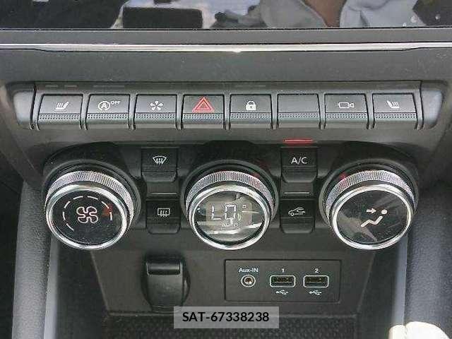 Renault CAPTUR 2023-12 8372497-14