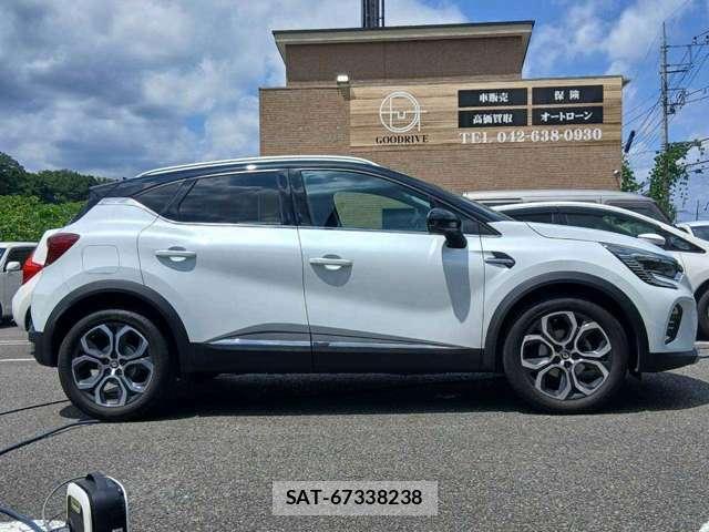 Renault CAPTUR 2023-12 8372497-2