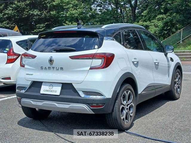 Renault CAPTUR 2023-12 8372497-3