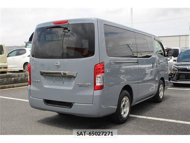 Nissan Caravan 2022-07 8373528-13