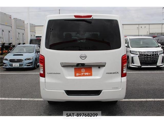 Nissan Caravan 2021-12 8373532-11