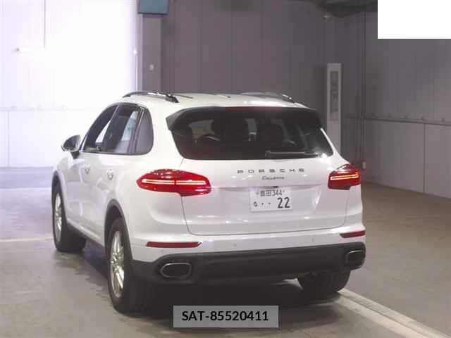 Porsche CAYENNE 2016-05 8373307-1