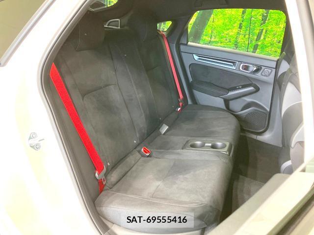 Honda CIVIC 2026-07 8372553-8