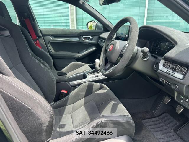 Honda CIVIC 2026-04 8372709-14