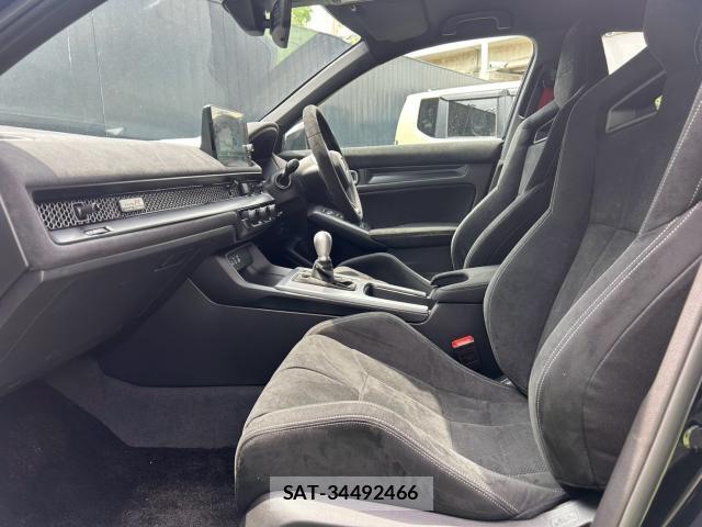Honda CIVIC 2026-04 8372709-15