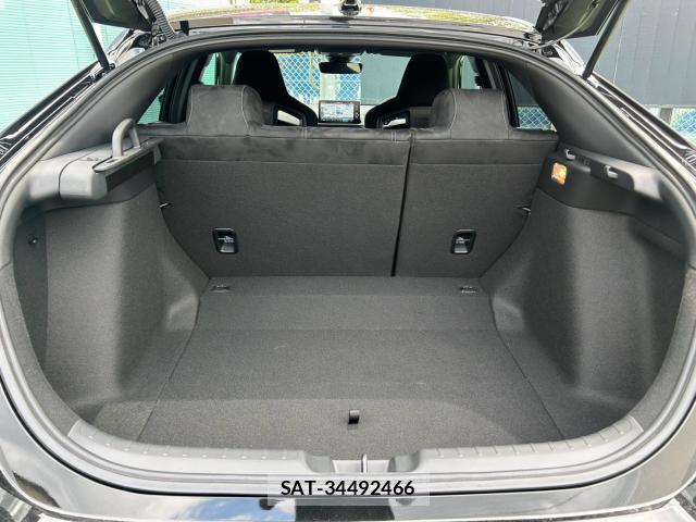 Honda CIVIC 2026-04 8372709-18