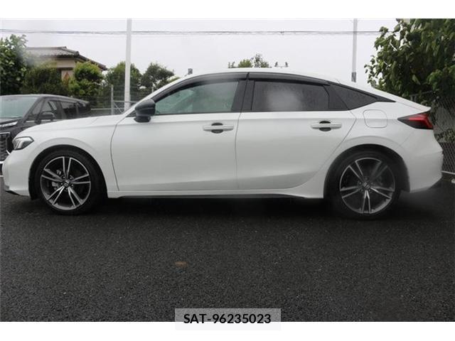 Honda CIVIC 2024-11 8373538-12