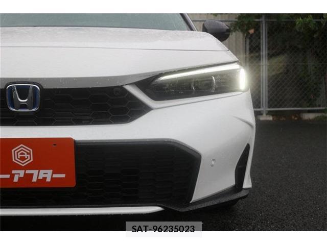 Honda CIVIC 2024-11 8373538-14